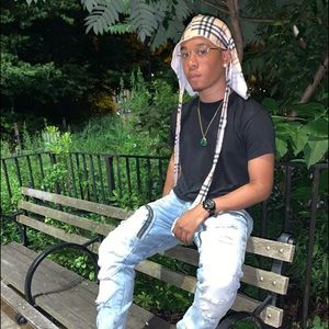 Meet your Posher, Nasiem